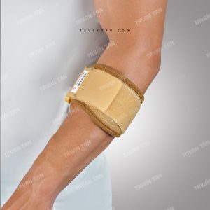 تنیس البو نئوپرنی