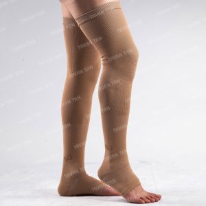 همه چیز درباره جوراب فشاری؛ پیشگیری از واریس و آمبولی